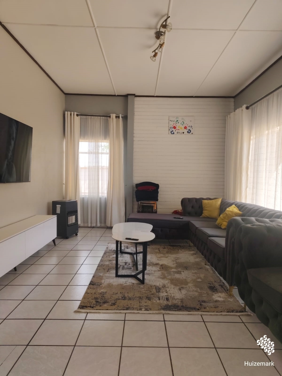 To Let 3 Bedroom Property for Rent in Sasolburg Ext 10 Free State